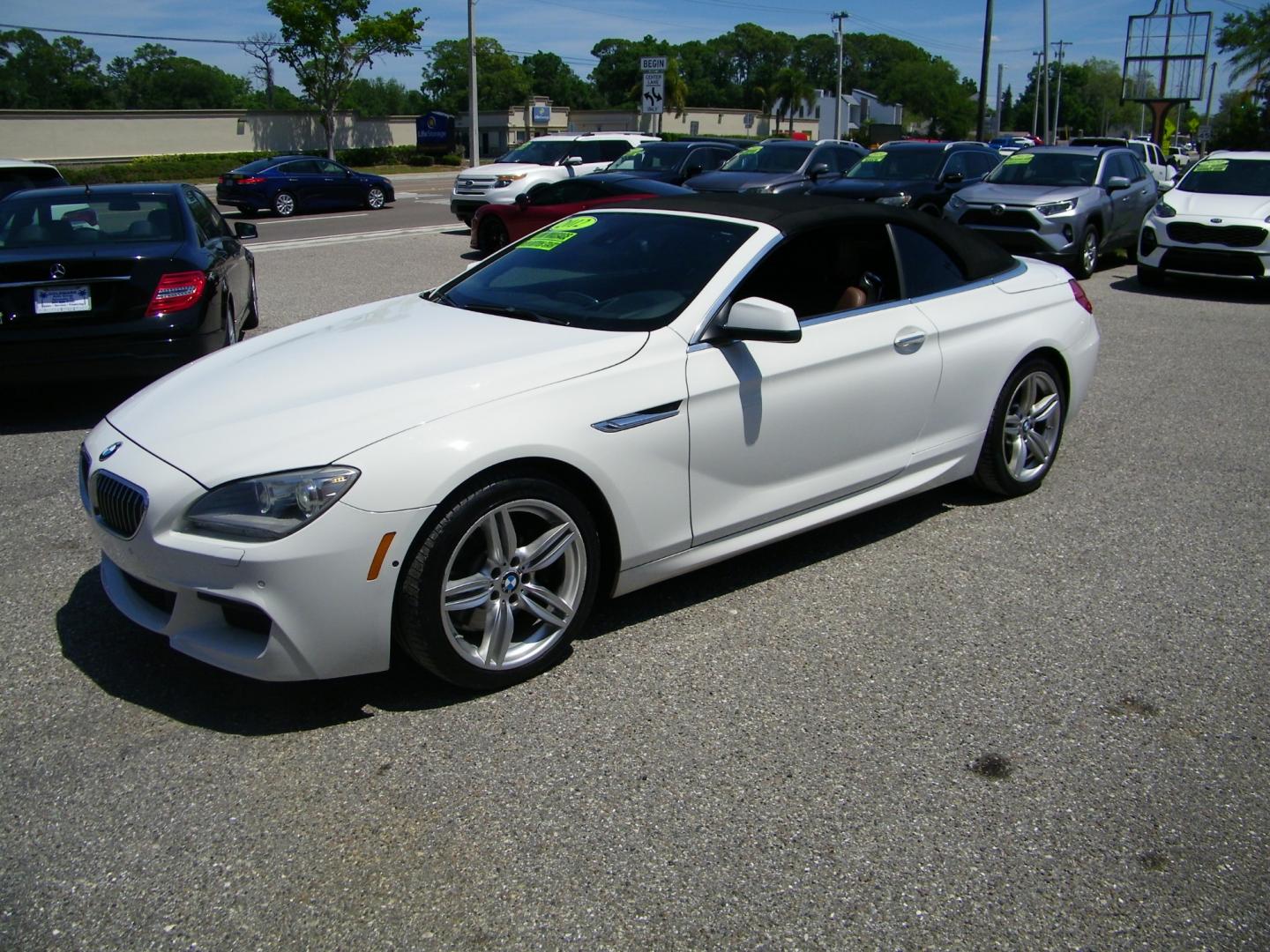 2012 White /Brown BMW 6-Series 640i Convertible (WBALW7C58CD) with an 3.0L L6 TURBO engine, 8-Speed Automatic transmission, located at 4000 Bee Ridge Road, Sarasota, FL, 34233, (941) 926-0300, 27.298664, -82.489151 - Photo#1